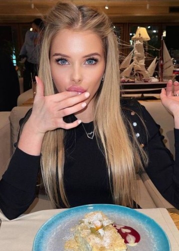 Нелли, Г. Ковров